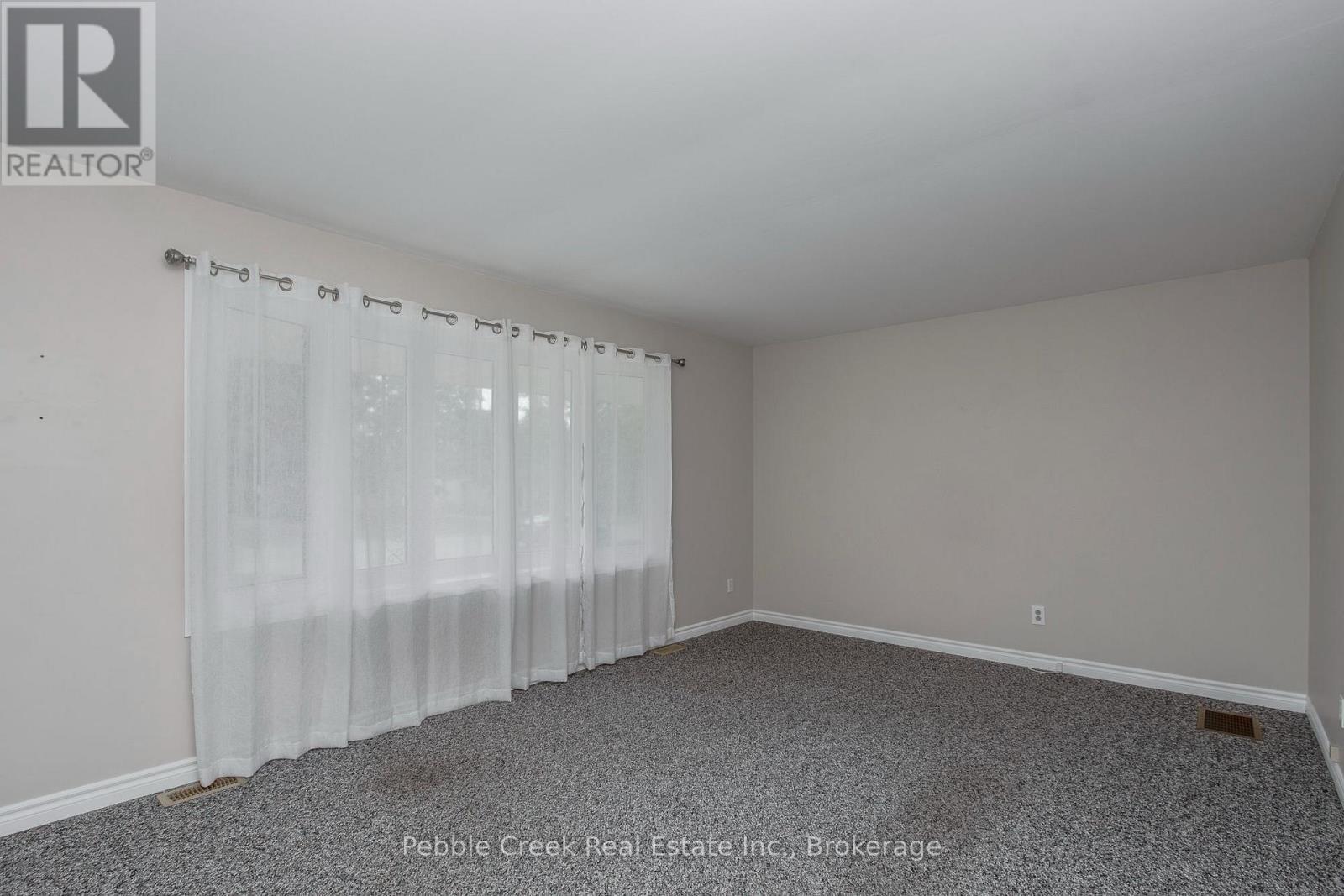 172 Elgin Avenue W, Goderich (Goderich (Town)), ON - Indoor Photo Showing Other Room