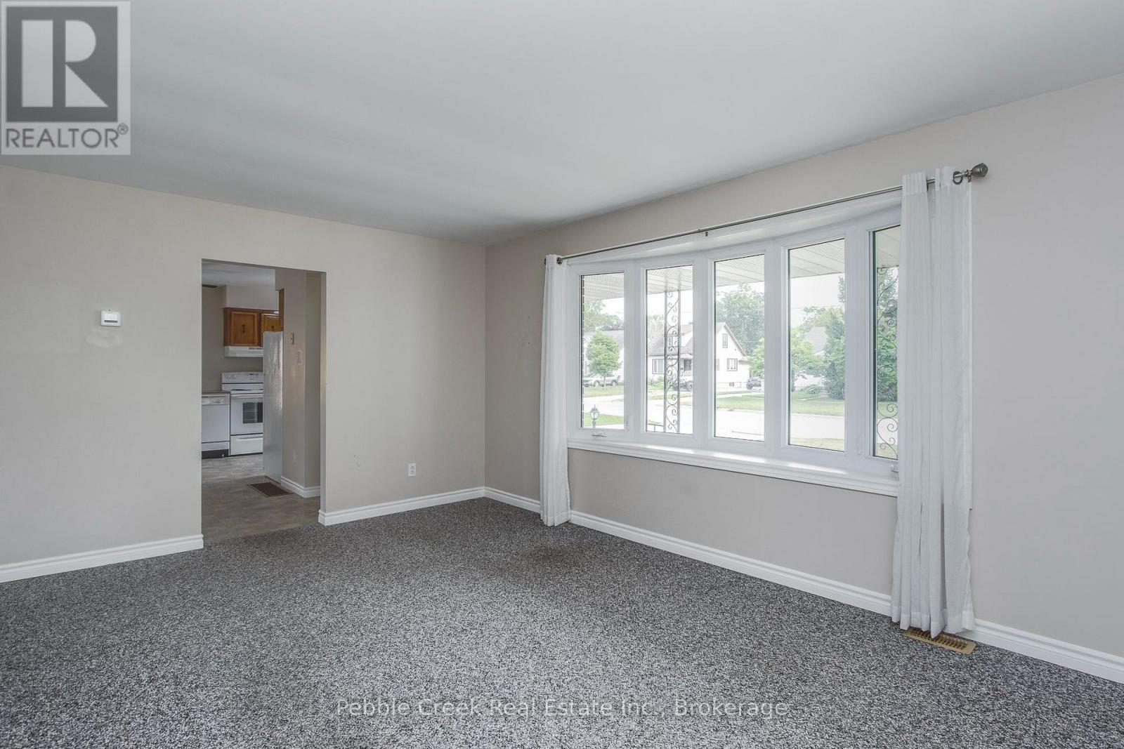 172 Elgin Avenue W, Goderich (Goderich (Town)), ON - Indoor Photo Showing Other Room