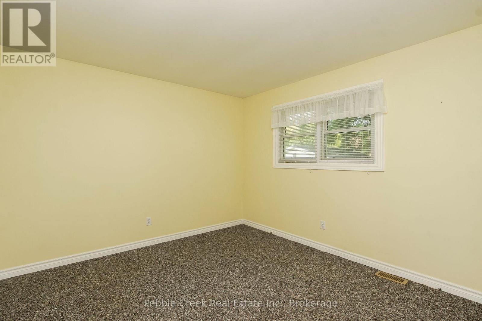 172 Elgin Avenue W, Goderich (Goderich (Town)), ON - Indoor Photo Showing Other Room