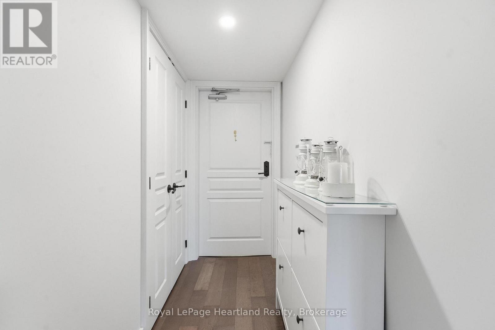 100 - 5 Cobourg Street, Goderich (Goderich (Town)), ON - Indoor Photo Showing Other Room