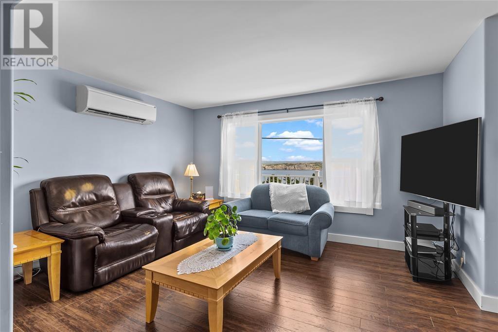 255 Corporal Jamie Murphy Drive, Conception Harbour, NL - Indoor Photo Showing Living Room
