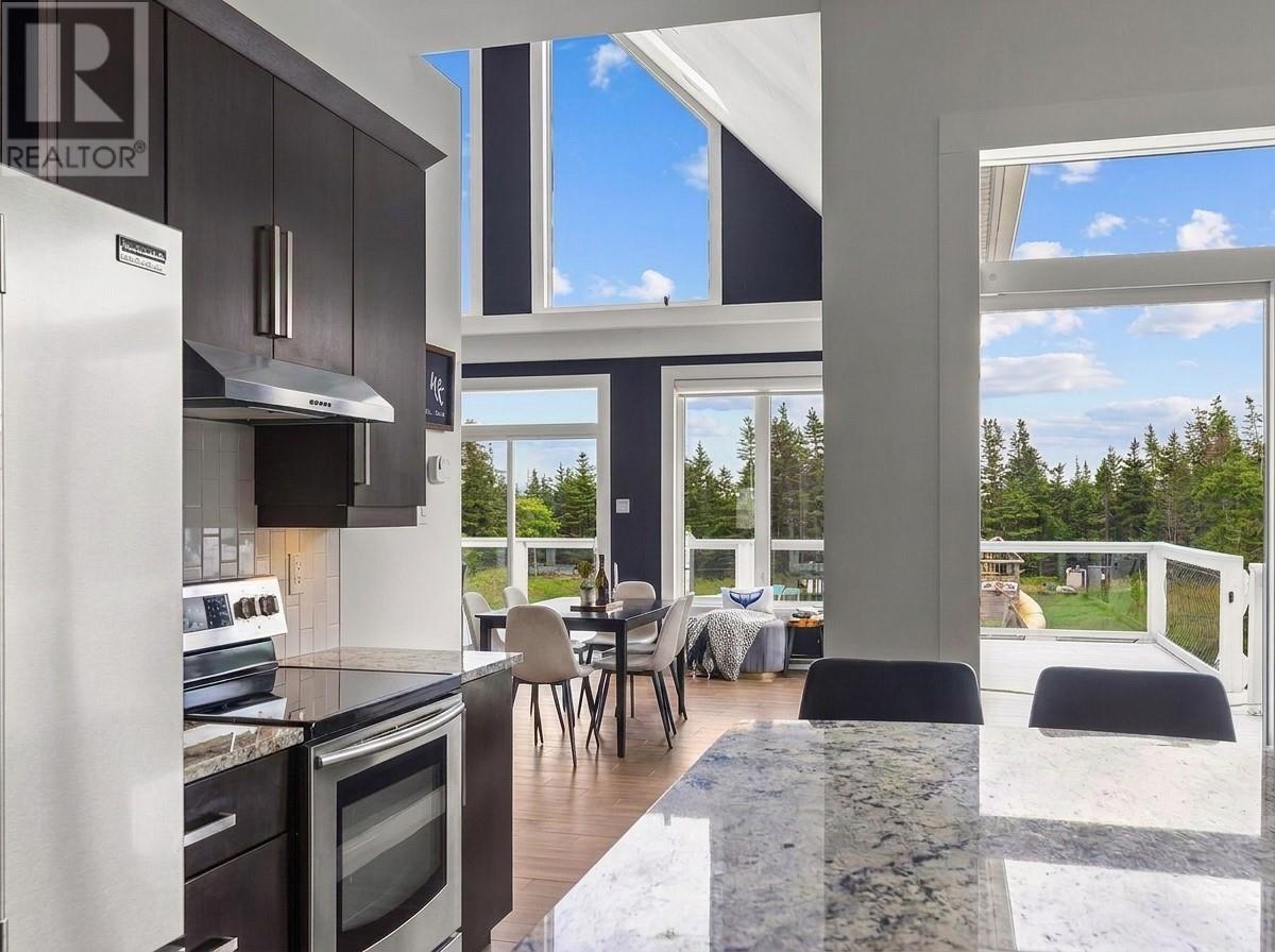 28 Flora Drive, Torbay, NL - Indoor Photo Showing Kitchen