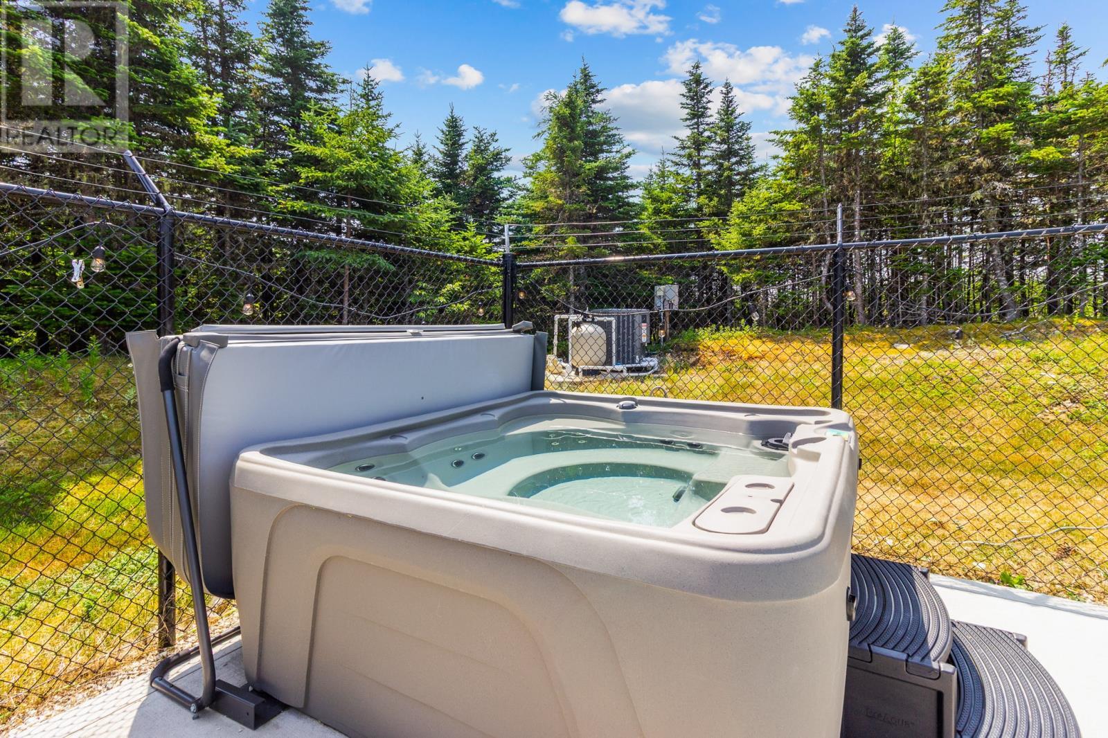 28 Flora Drive, Torbay, NL - Outdoor
