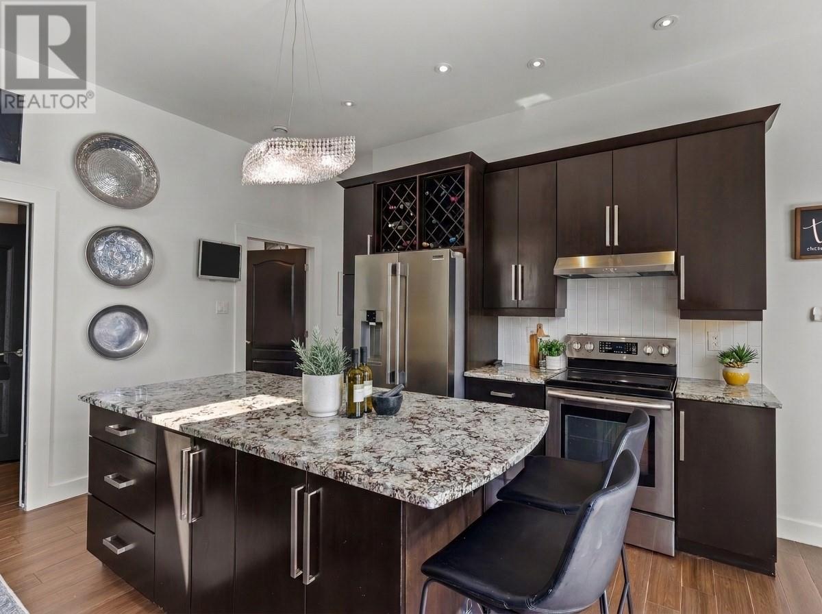 28 Flora Drive, Torbay, NL - Indoor Photo Showing Kitchen With Upgraded Kitchen