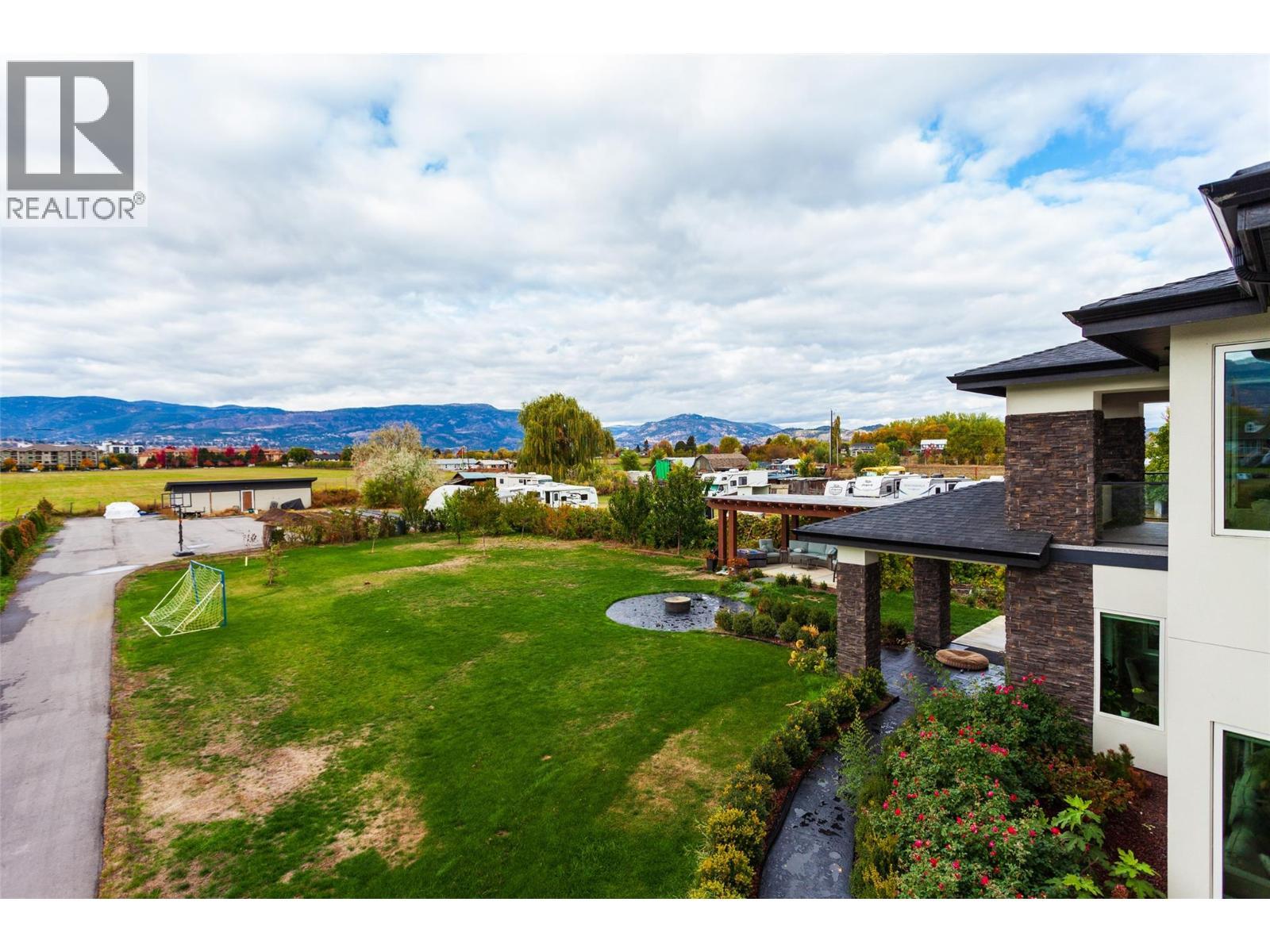 3666 Benvoulin Road, Kelowna, BC - Outdoor With View