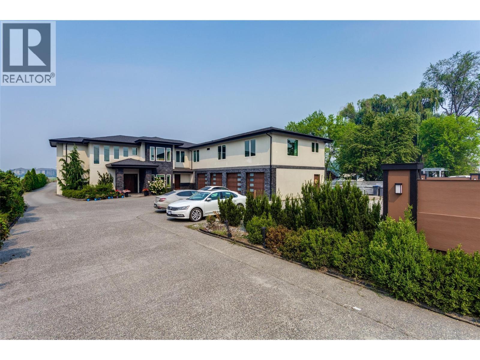 3666 Benvoulin Road, Kelowna, BC - Outdoor With Facade