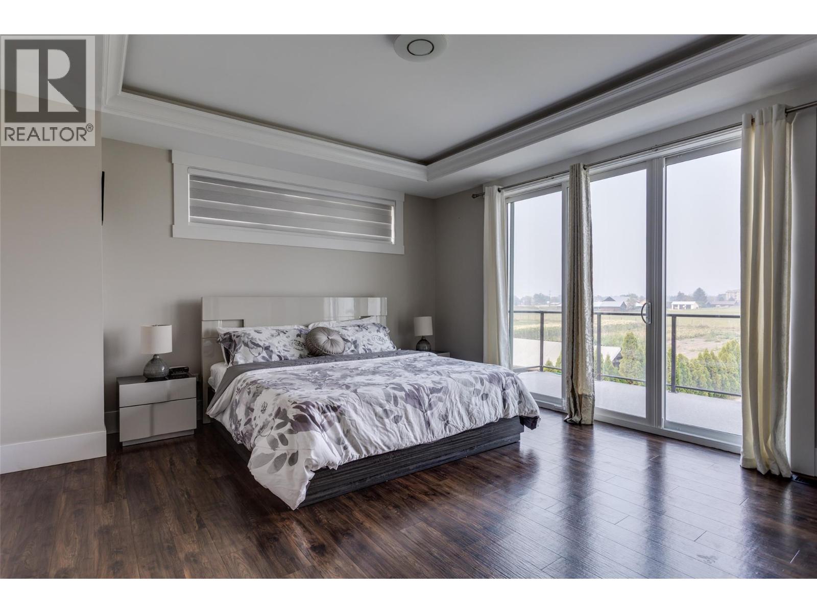 3666 Benvoulin Road, Kelowna, BC - Indoor Photo Showing Bedroom