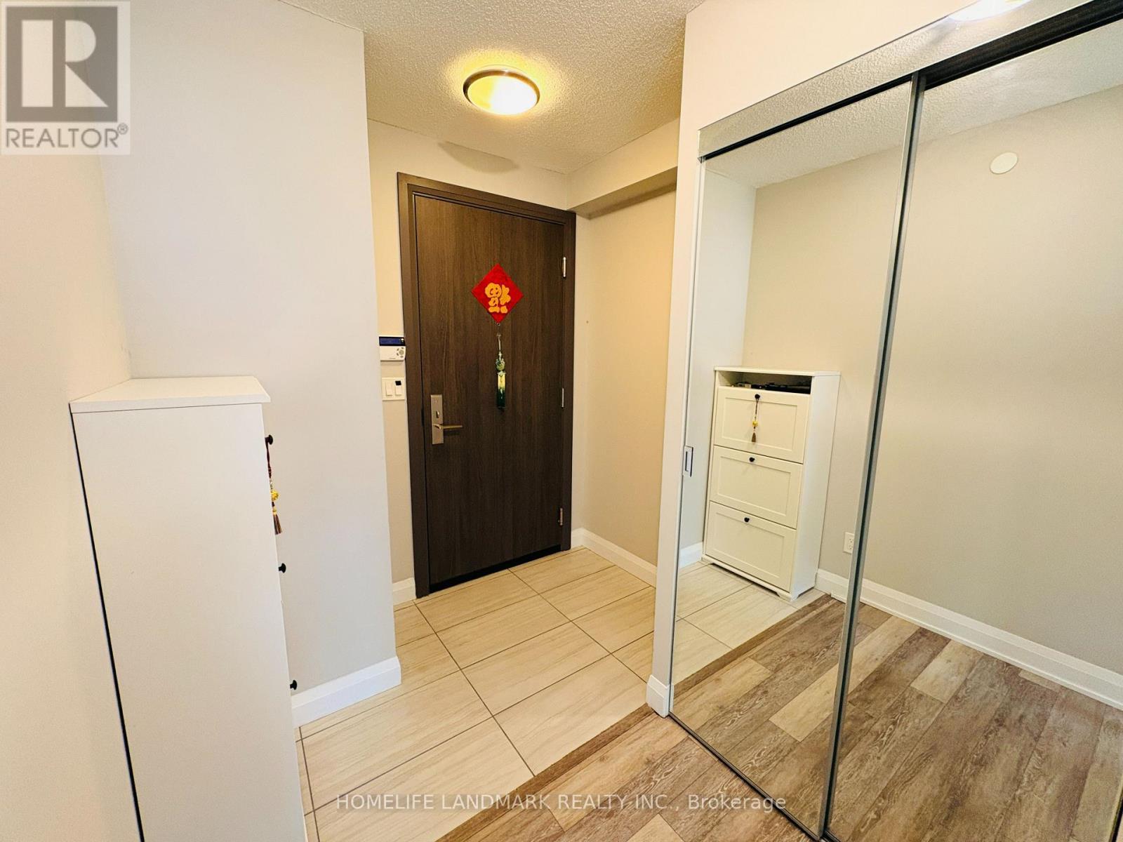 1102 - 15 Water Walk Drive, Markham, ON - Indoor Photo Showing Other Room