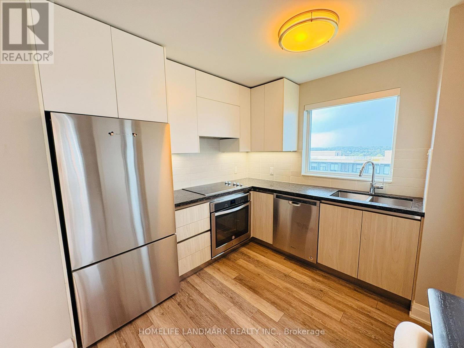 1102 - 15 Water Walk Drive, Markham, ON - Indoor Photo Showing Kitchen With Stainless Steel Kitchen With Double Sink