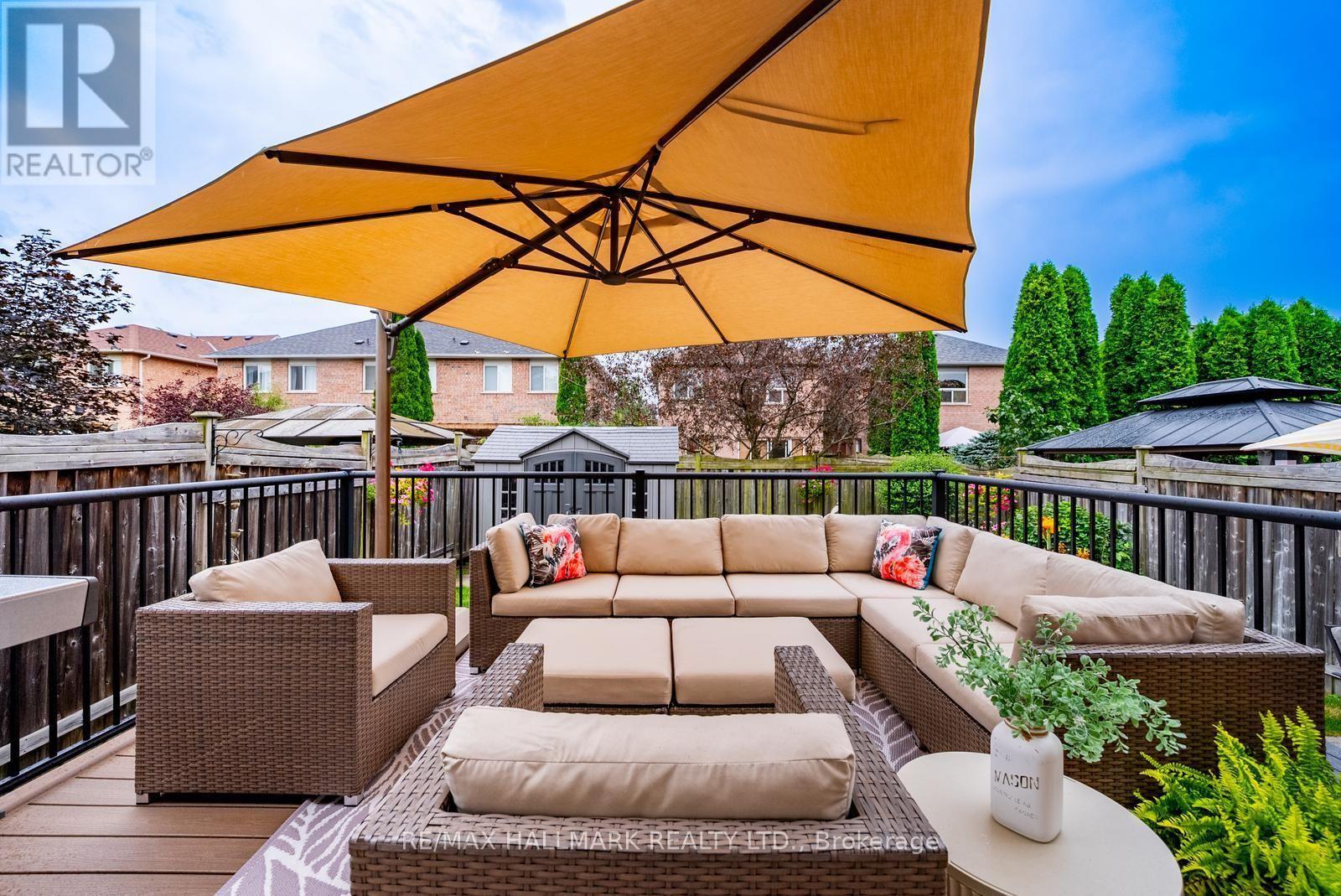 25 Starr Crescent, Aurora, ON