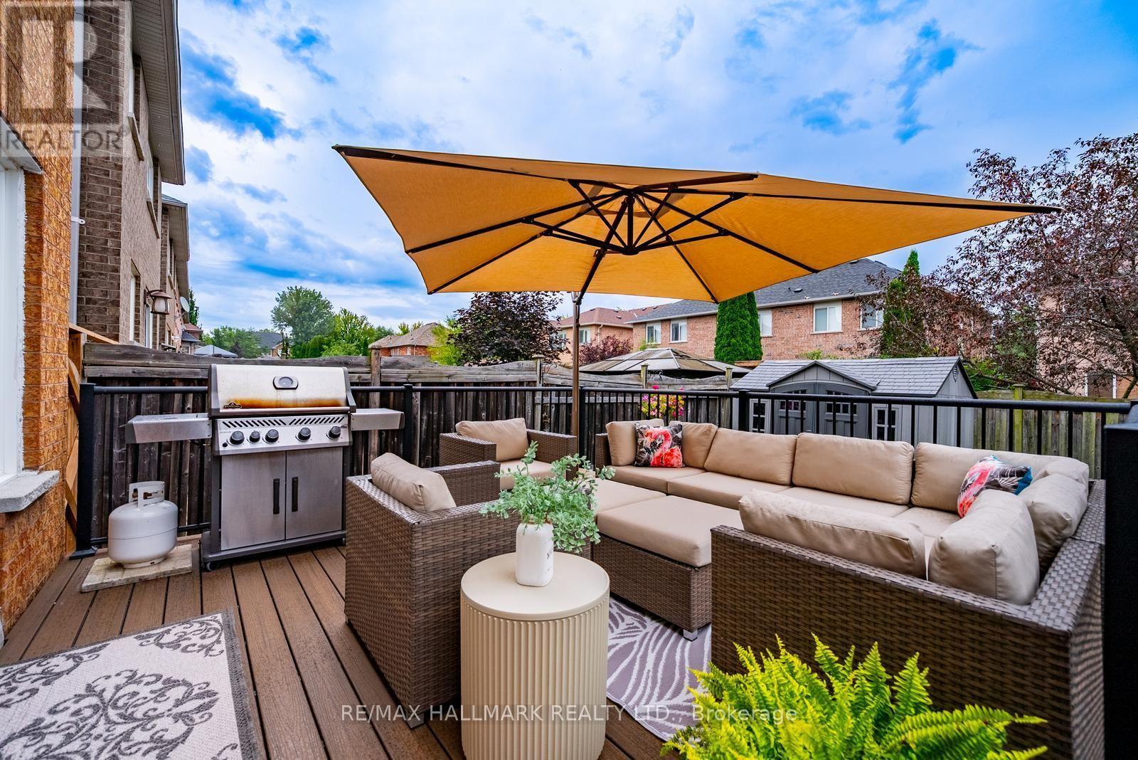 25 Starr Crescent, Aurora, ON