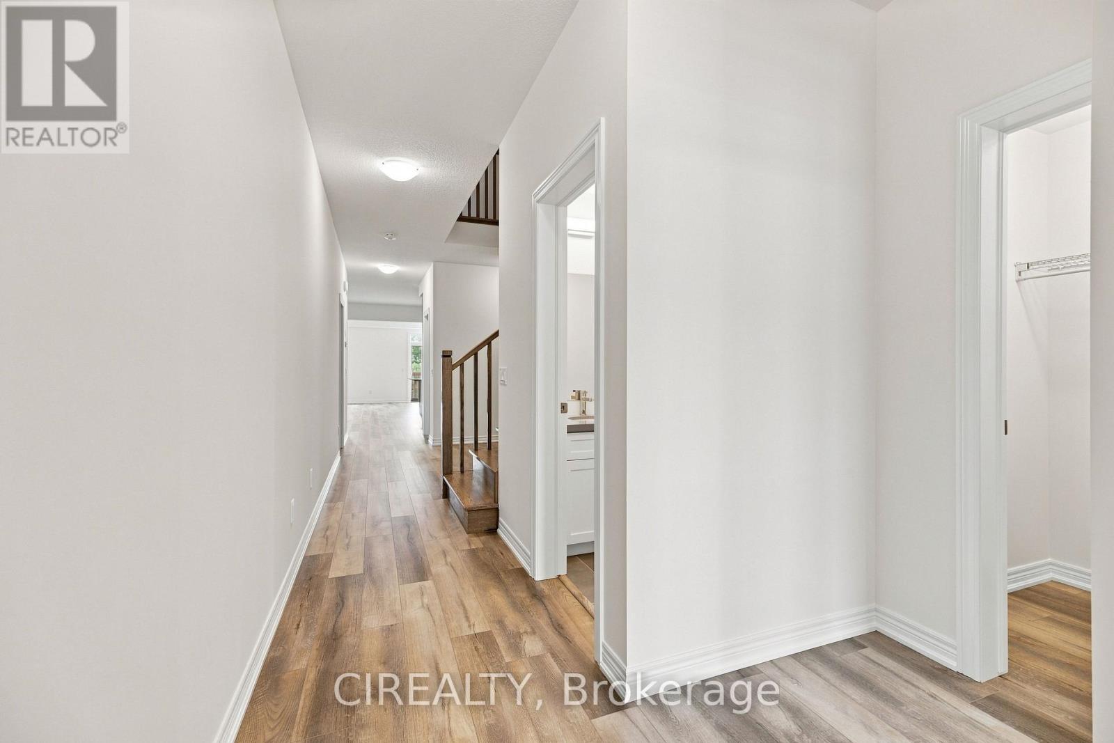84 Valley Trail Place, Hamilton, ON - Indoor Photo Showing Other Room