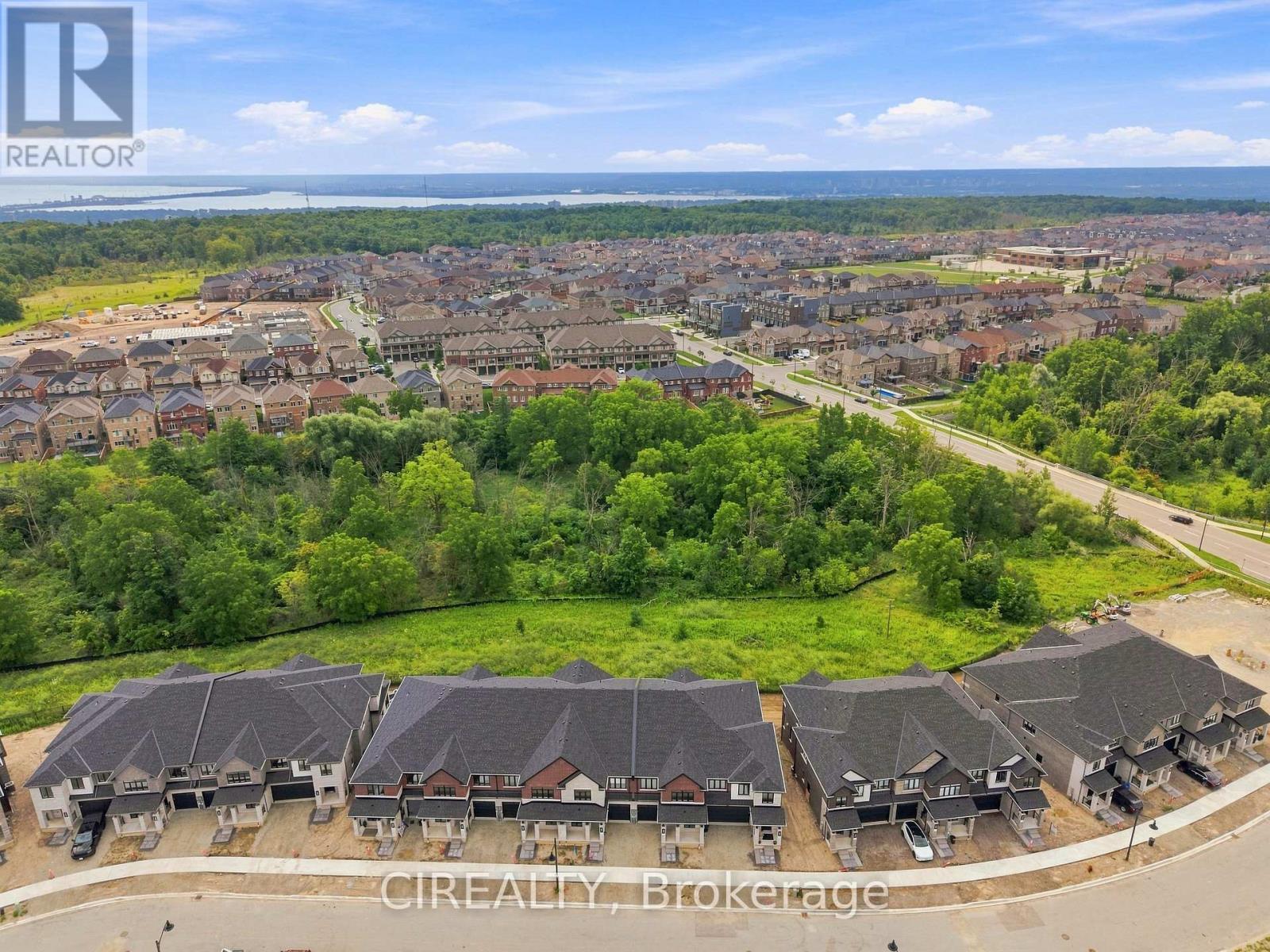 84 Valley Trail Place, Hamilton, ON - Outdoor With View