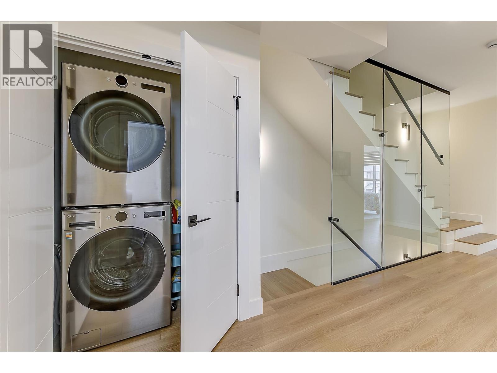 Convenient upper-level laundry - 747 Patterson Avenue Unit# 2, Kelowna, BC - Indoor Photo Showing Laundry Room