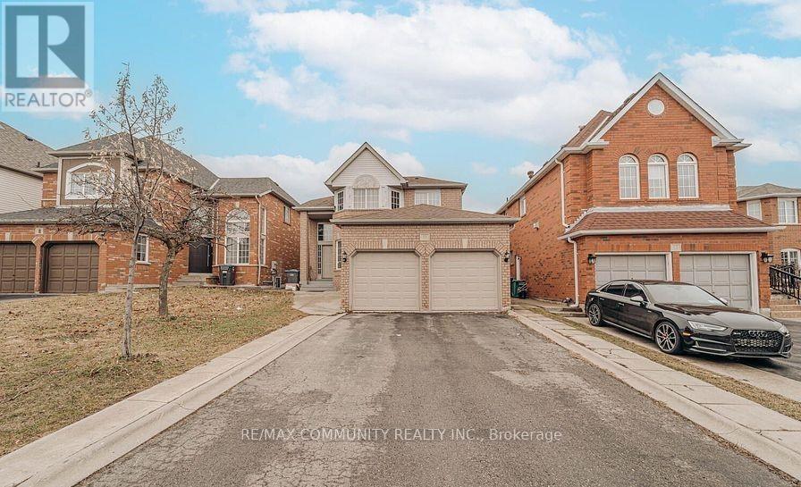 10 Squirreltail Way, Brampton, ON - Outdoor With Facade
