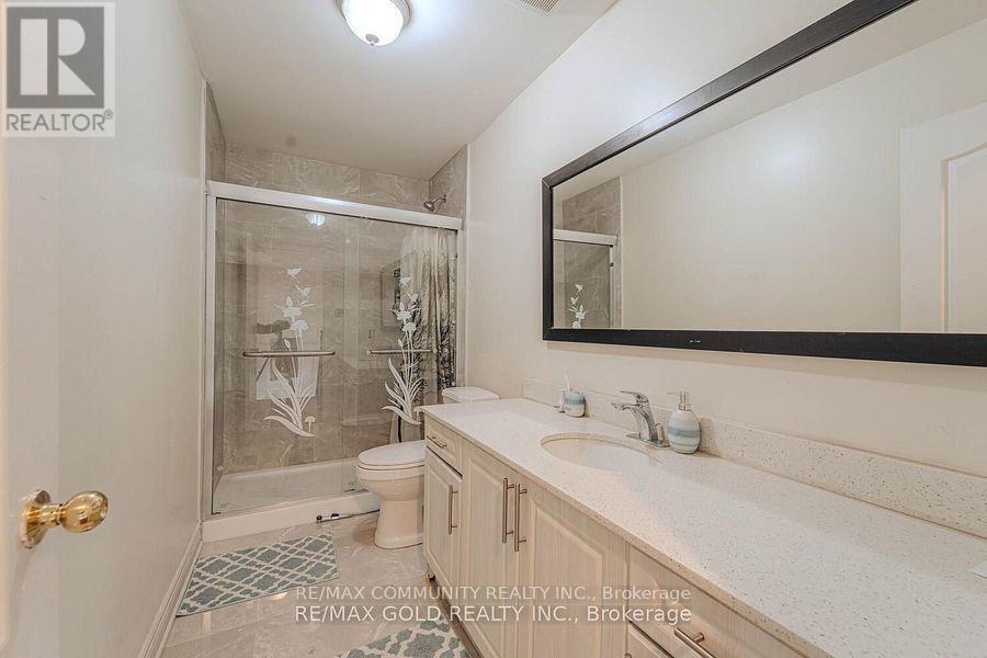 10 Squirreltail Way, Brampton, ON - Indoor Photo Showing Bathroom