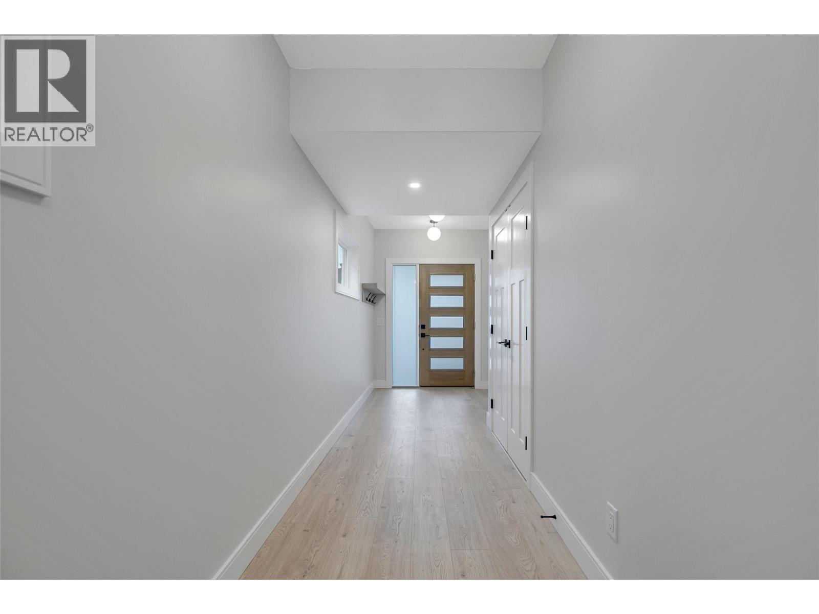 1839 Grey Owl Court, Kelowna, BC - Indoor Photo Showing Other Room