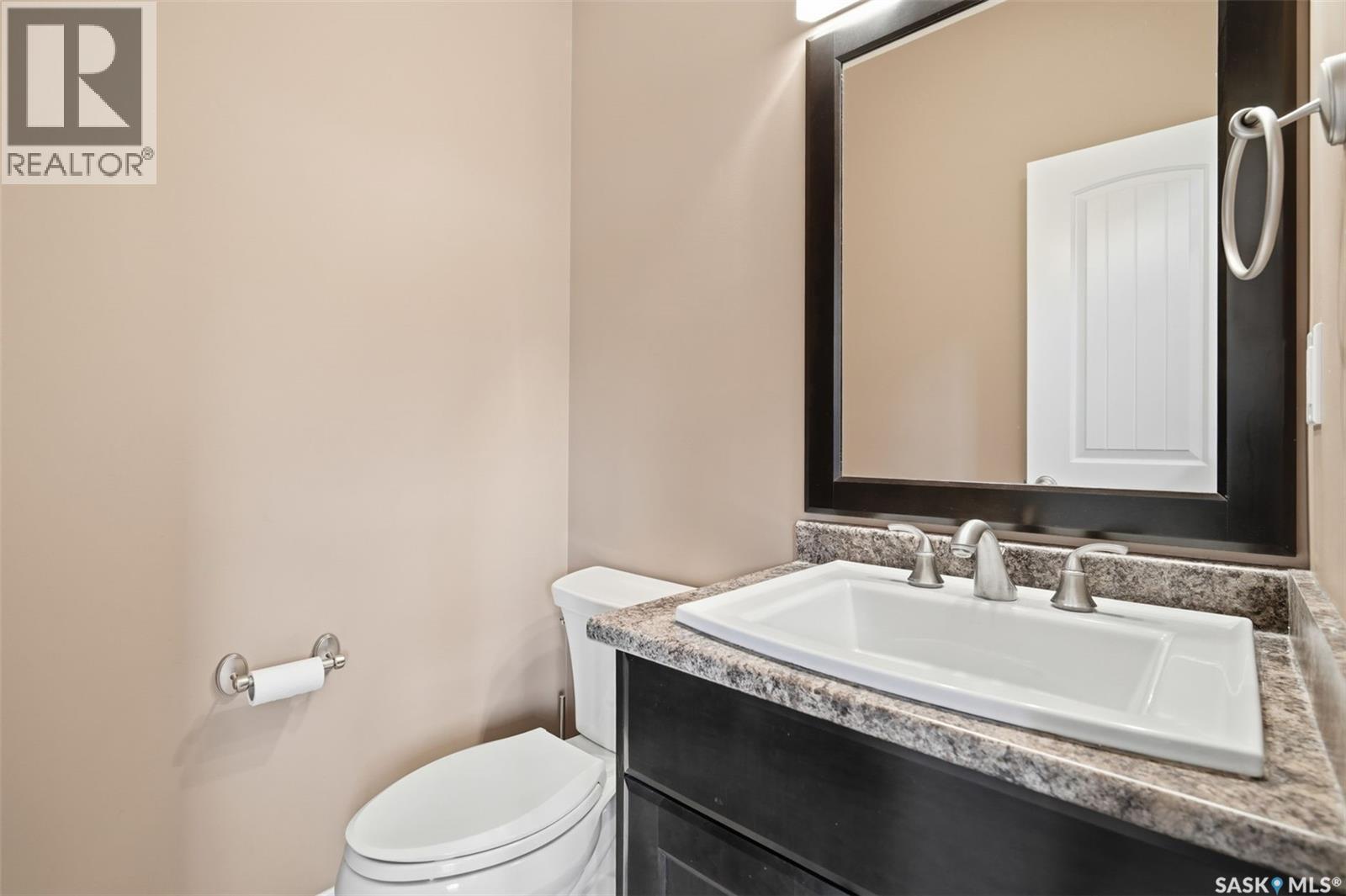 434 Atton Crescent, Saskatoon, SK - Indoor Photo Showing Bathroom