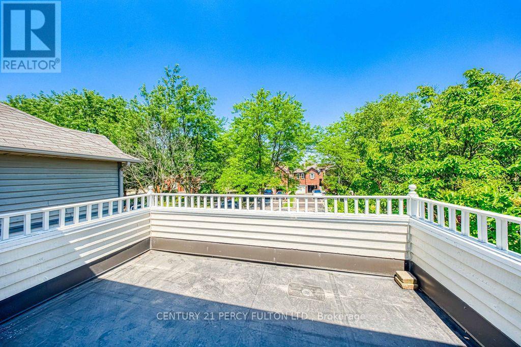 5522 Holbrook Road, Mississauga, ON - Outdoor