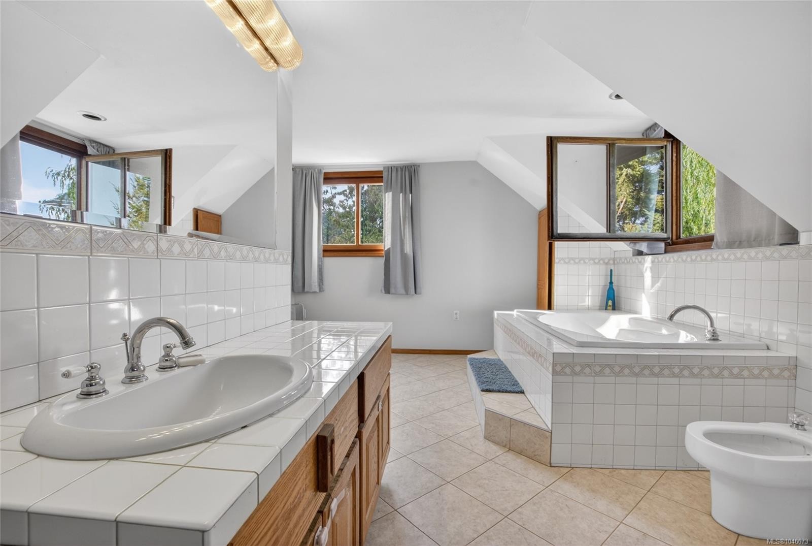 1038 Redcap St, Duncan, BC