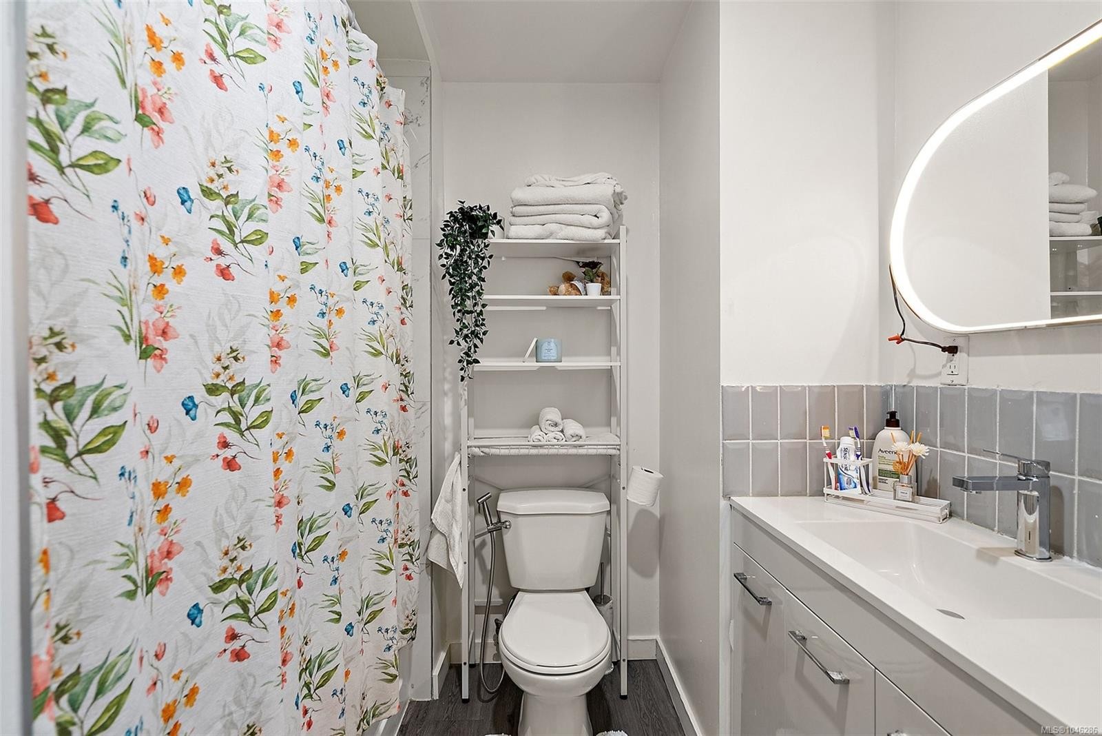 3301 Argyle Pl, Saanich, BC