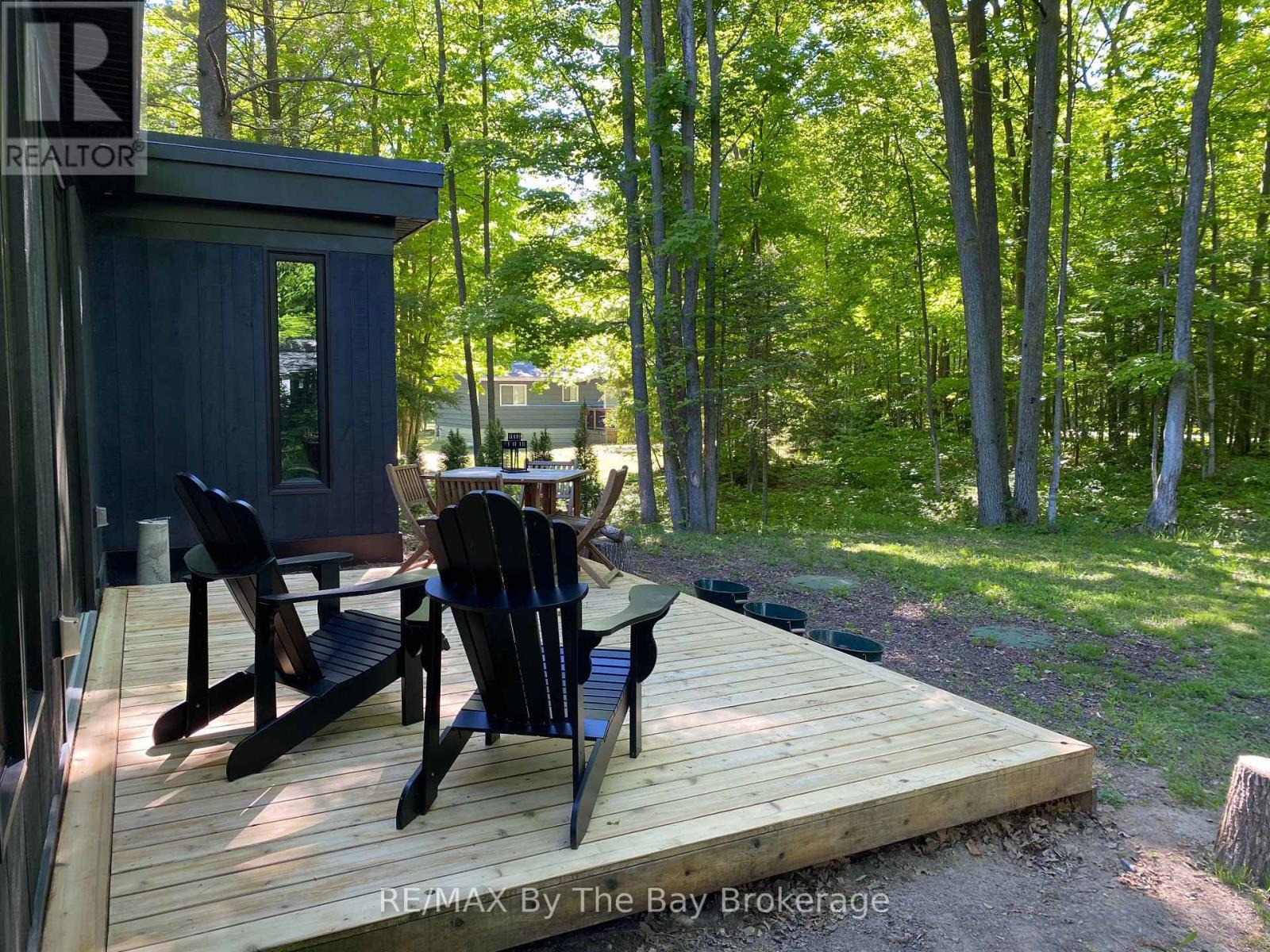33 St. Laurent Boulevard, Tiny, ON - Outdoor With Deck Patio Veranda