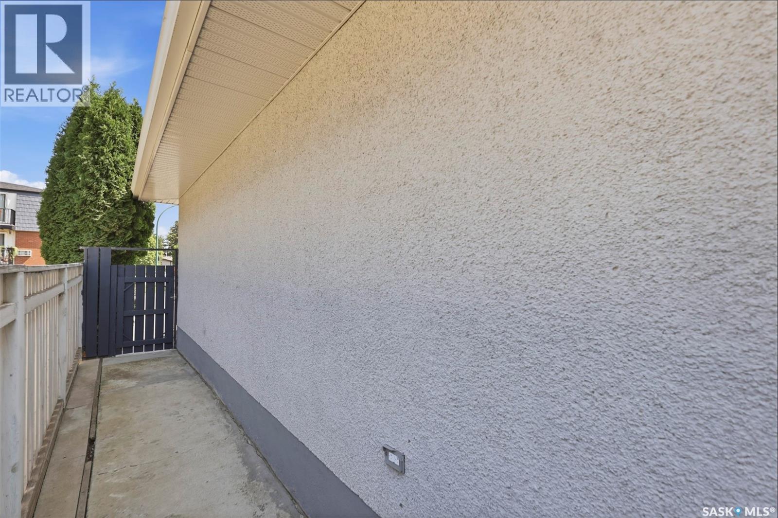 165 Acadia Court, Saskatoon, SK - Outdoor