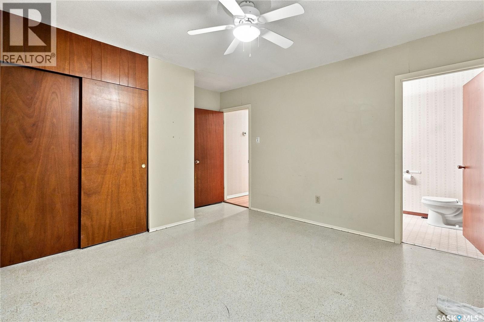 129 Cameron Crescent, Regina, SK - Indoor Photo Showing Other Room
