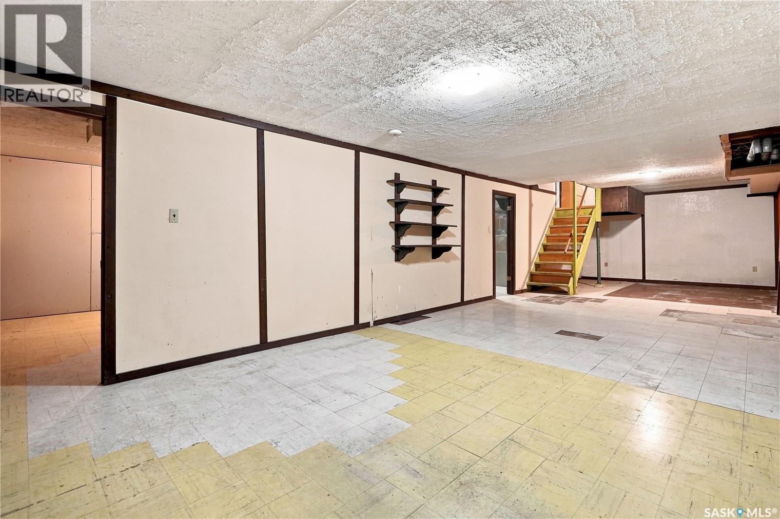 129 Cameron Crescent, Regina, SK - Photo Showing Other Room