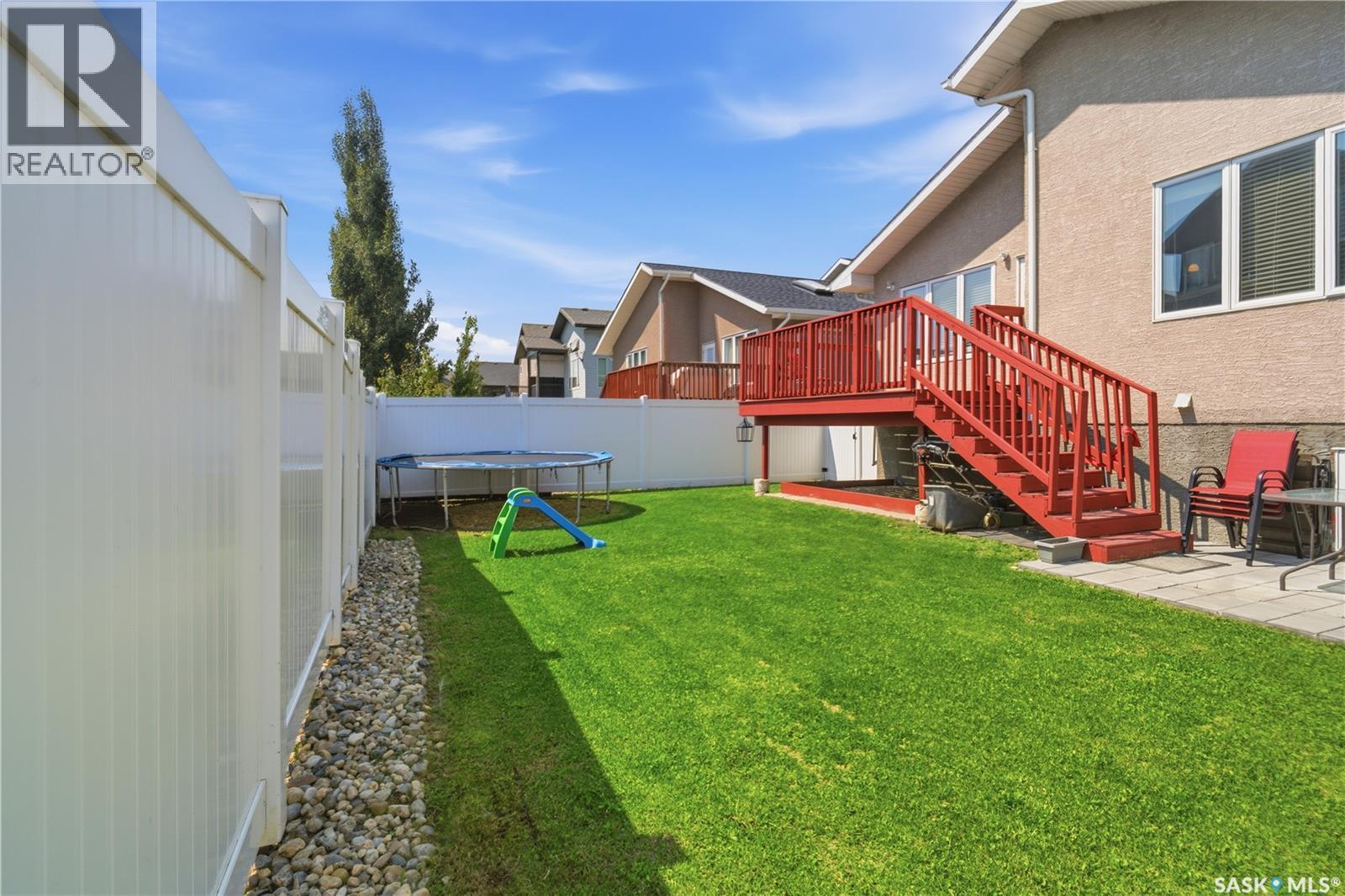 5122 Canuck Crescent, Regina, SK - Outdoor With Deck Patio Veranda With Exterior