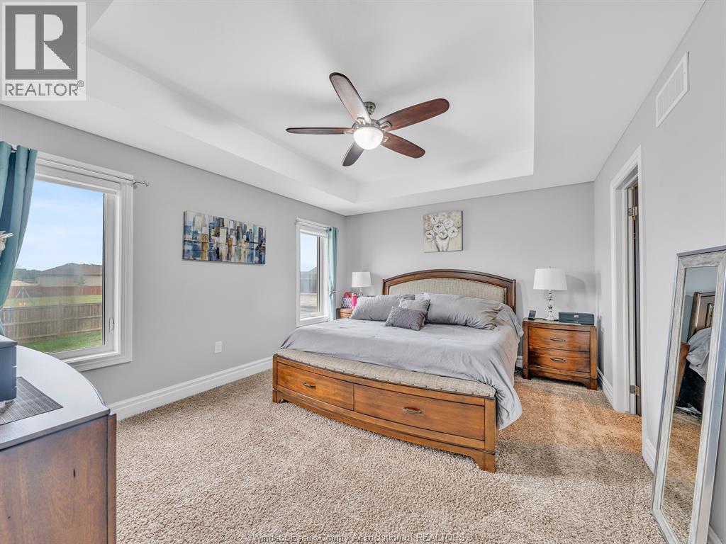 1385 Pascal Avenue, Lakeshore, ON - Indoor Photo Showing Bedroom