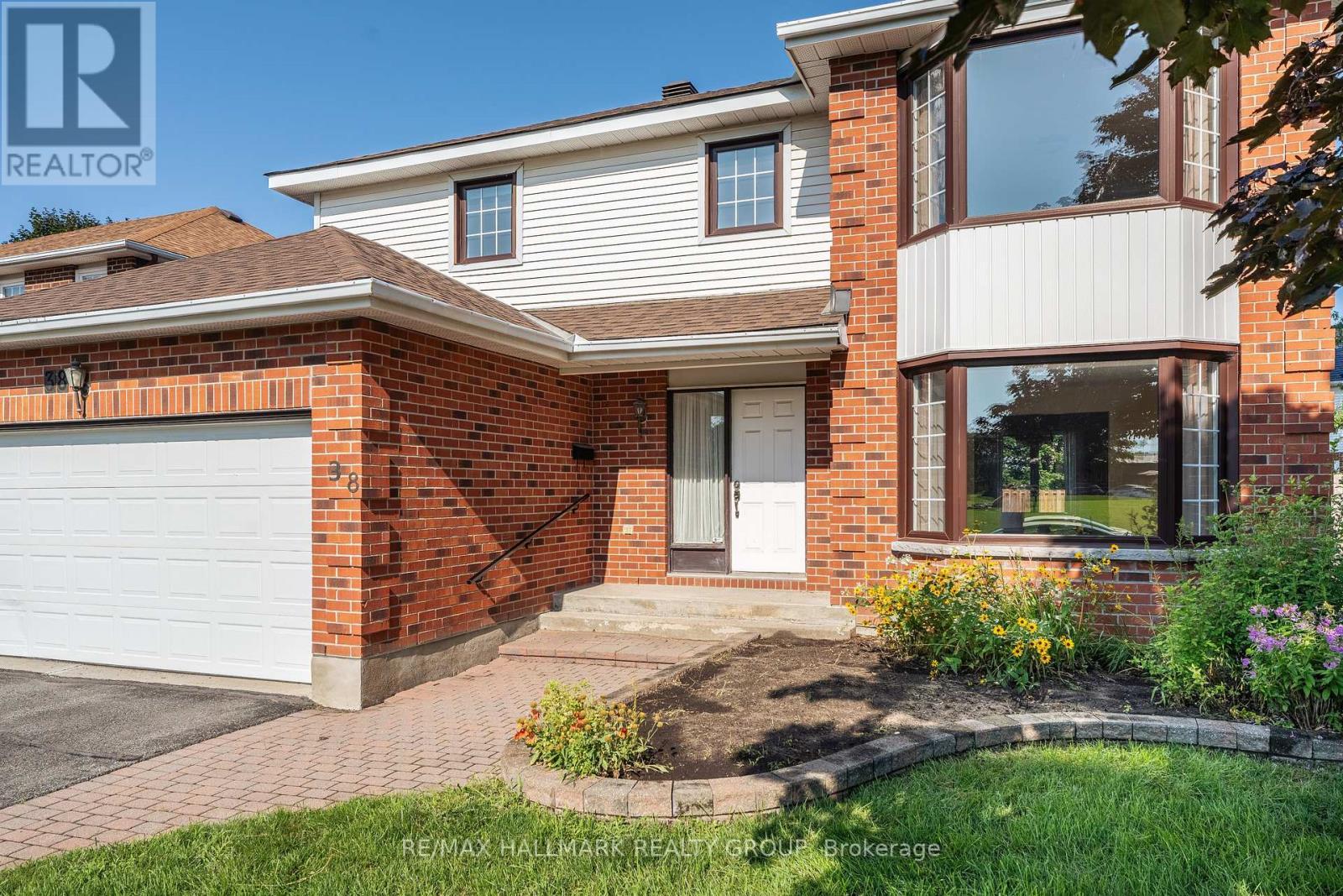 38 Bateman Drive, Ottawa, ON - Outdoor With Exterior