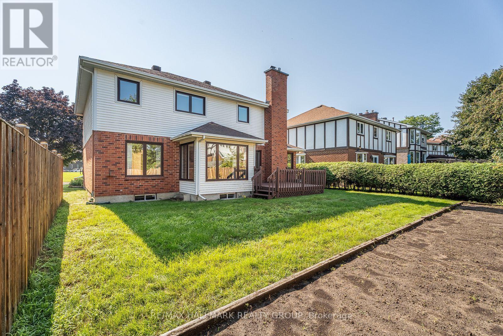 38 Bateman Drive, Ottawa, ON - Outdoor With Deck Patio Veranda