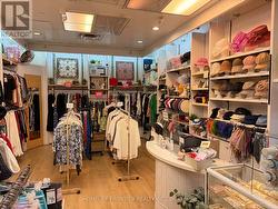 M5 - 444 YONGE STREET Toronto, ON M5B 2H4