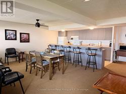 Party Room - 