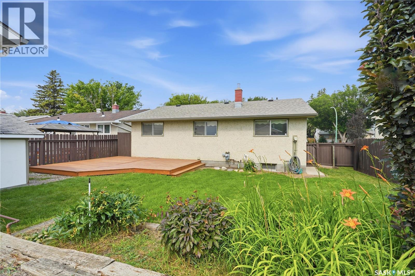 1813 Richardson Road, Saskatoon, SK - Outdoor