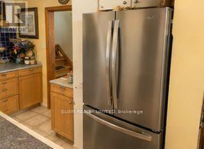14 Glanworth Avenue, St. Thomas, ON - Indoor Photo Showing Kitchen
