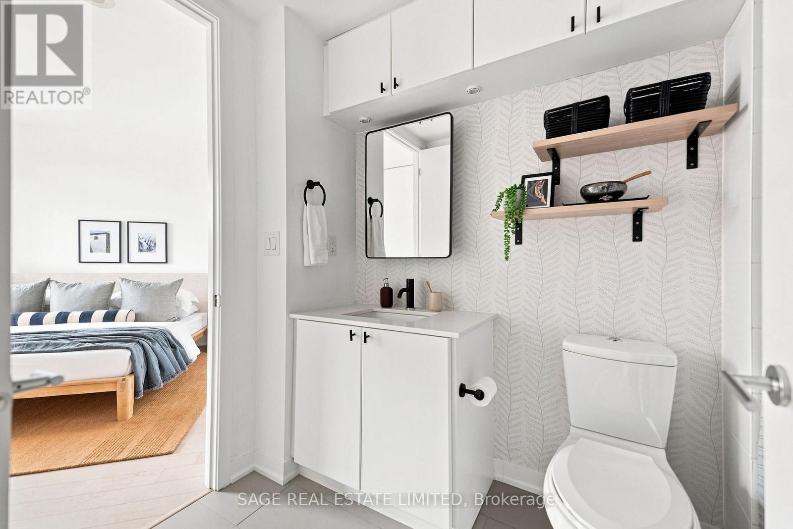 435 - 88 Colgate Avenue, Toronto, ON - Indoor Photo Showing Bathroom