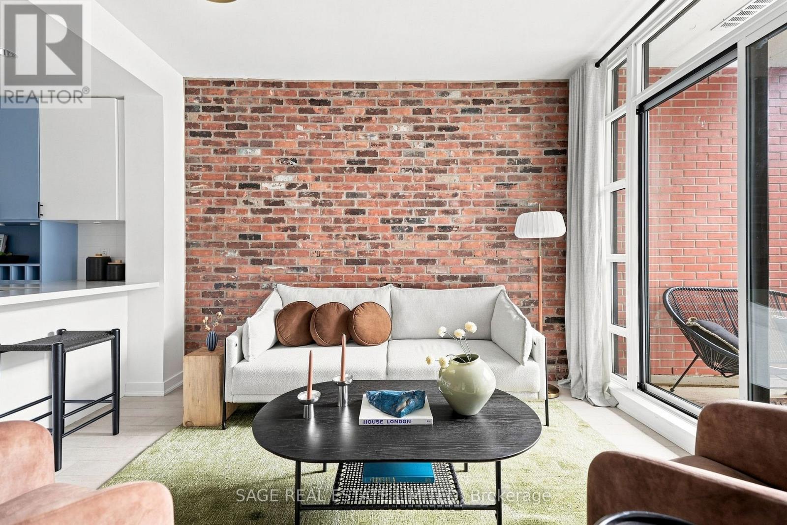 435 - 88 Colgate Avenue, Toronto, ON - Indoor
