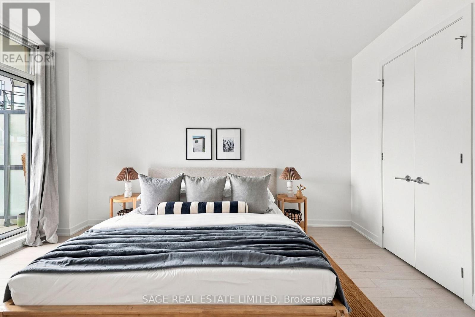 435 - 88 Colgate Avenue, Toronto, ON - Indoor Photo Showing Bedroom