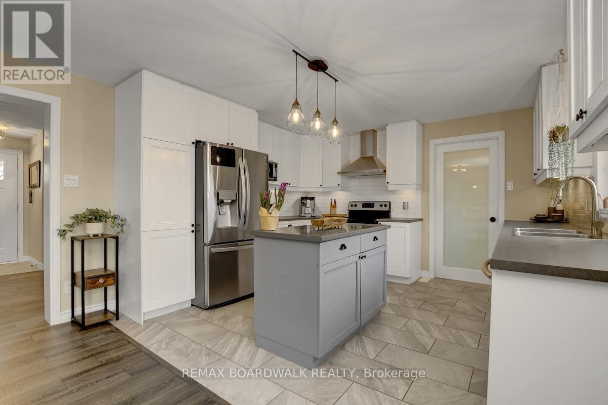 1505 7Th Line, Beckwith, ON - Indoor Photo Showing Kitchen