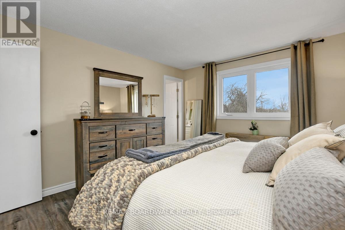 1505 7Th Line, Beckwith, ON - Indoor Photo Showing Bedroom