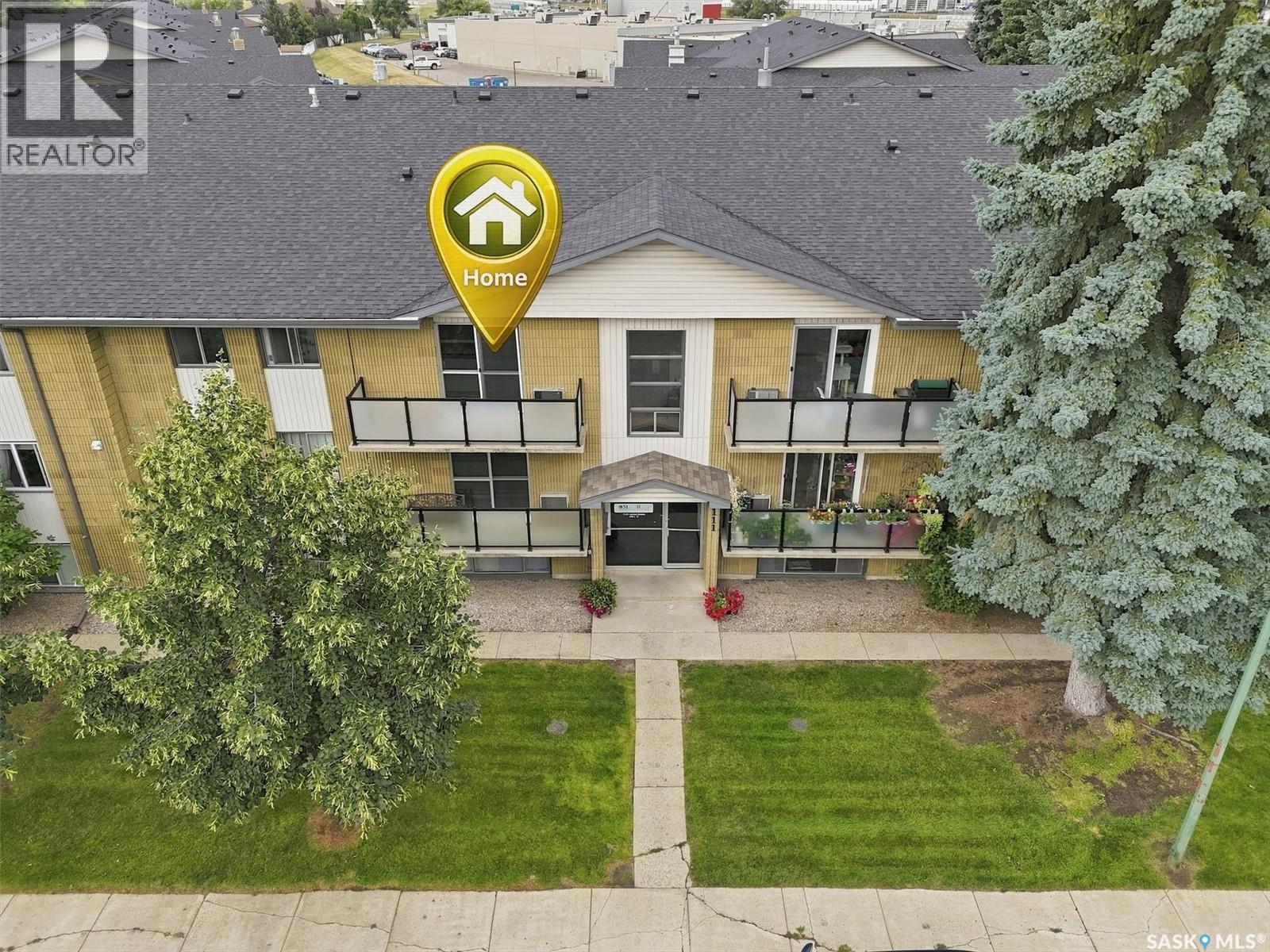 23 111 St Lawrence Crescent, Saskatoon, SK - Outdoor