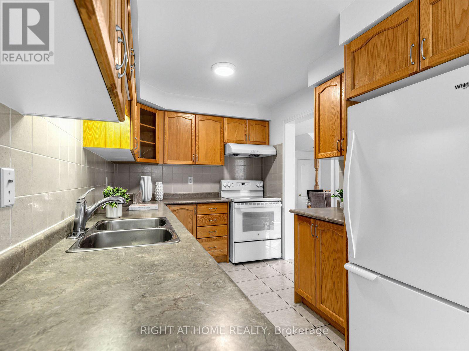 Double bowl Stainless steel Sink - 81 Briarcrest Drive, Markham, ON - Indoor Photo Showing Kitchen With Double Sink