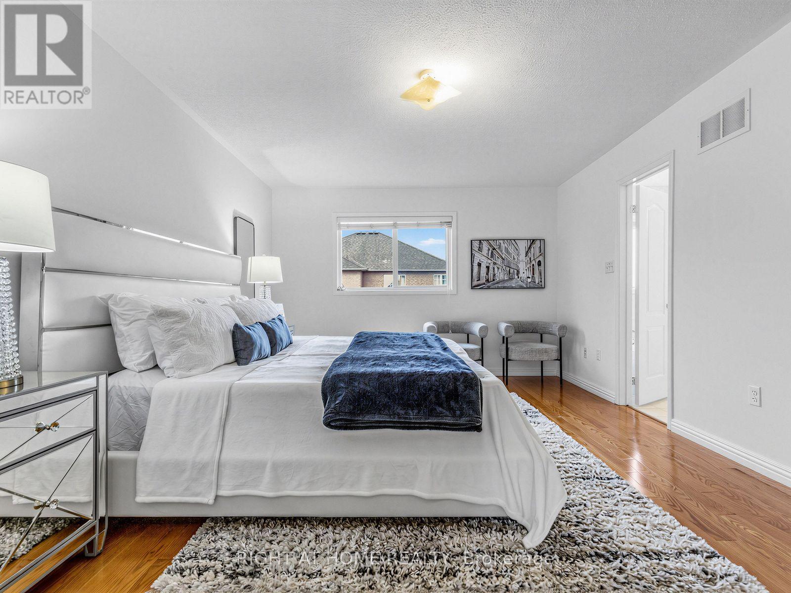 Principal Bedroom easily fits king size bed - 81 Briarcrest Drive, Markham, ON - Indoor Photo Showing Bedroom