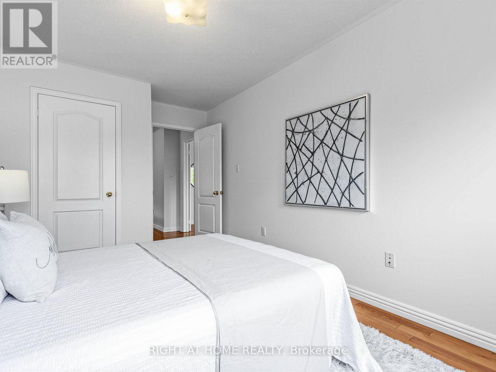 81 Briarcrest Drive, Markham, ON - Indoor Photo Showing Bedroom
