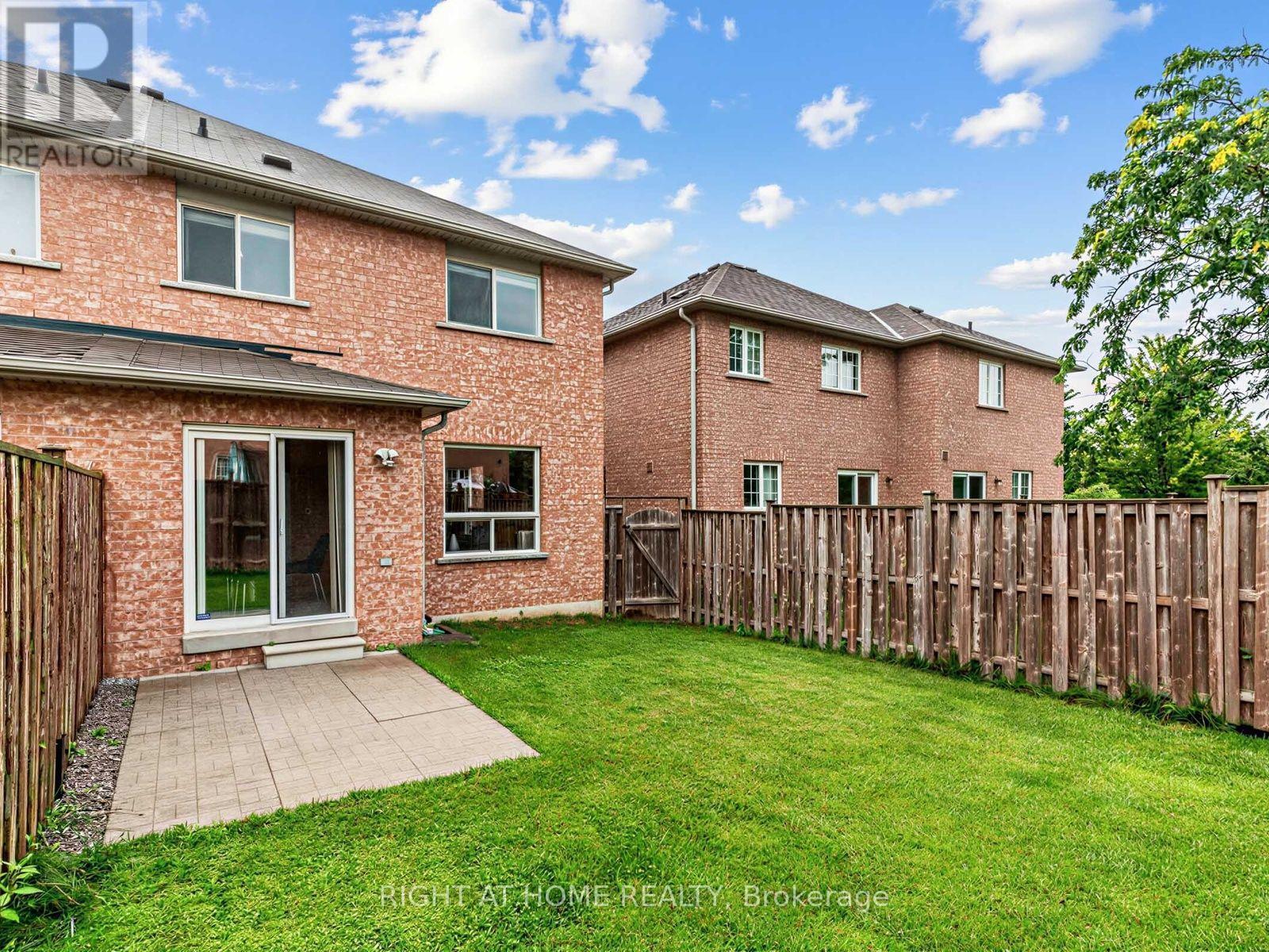 Perfect low maintenance backyard - 81 Briarcrest Drive, Markham, ON - Outdoor With Exterior