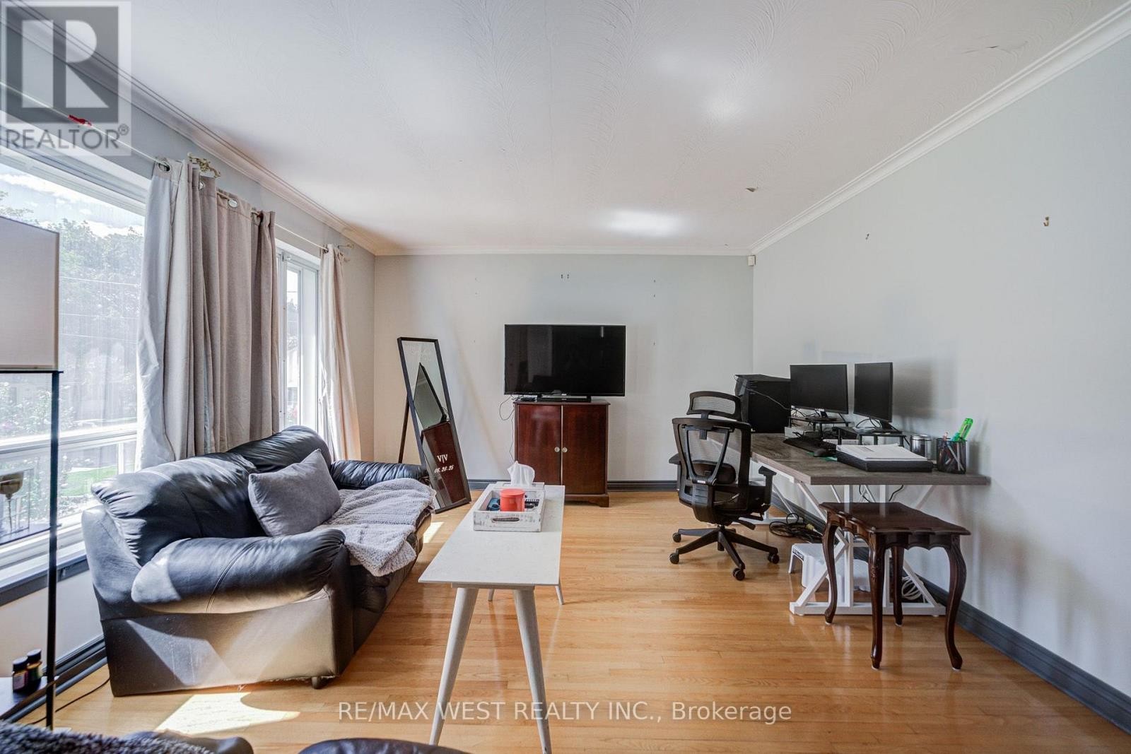 65 Ridge Point Crescent, Toronto, ON