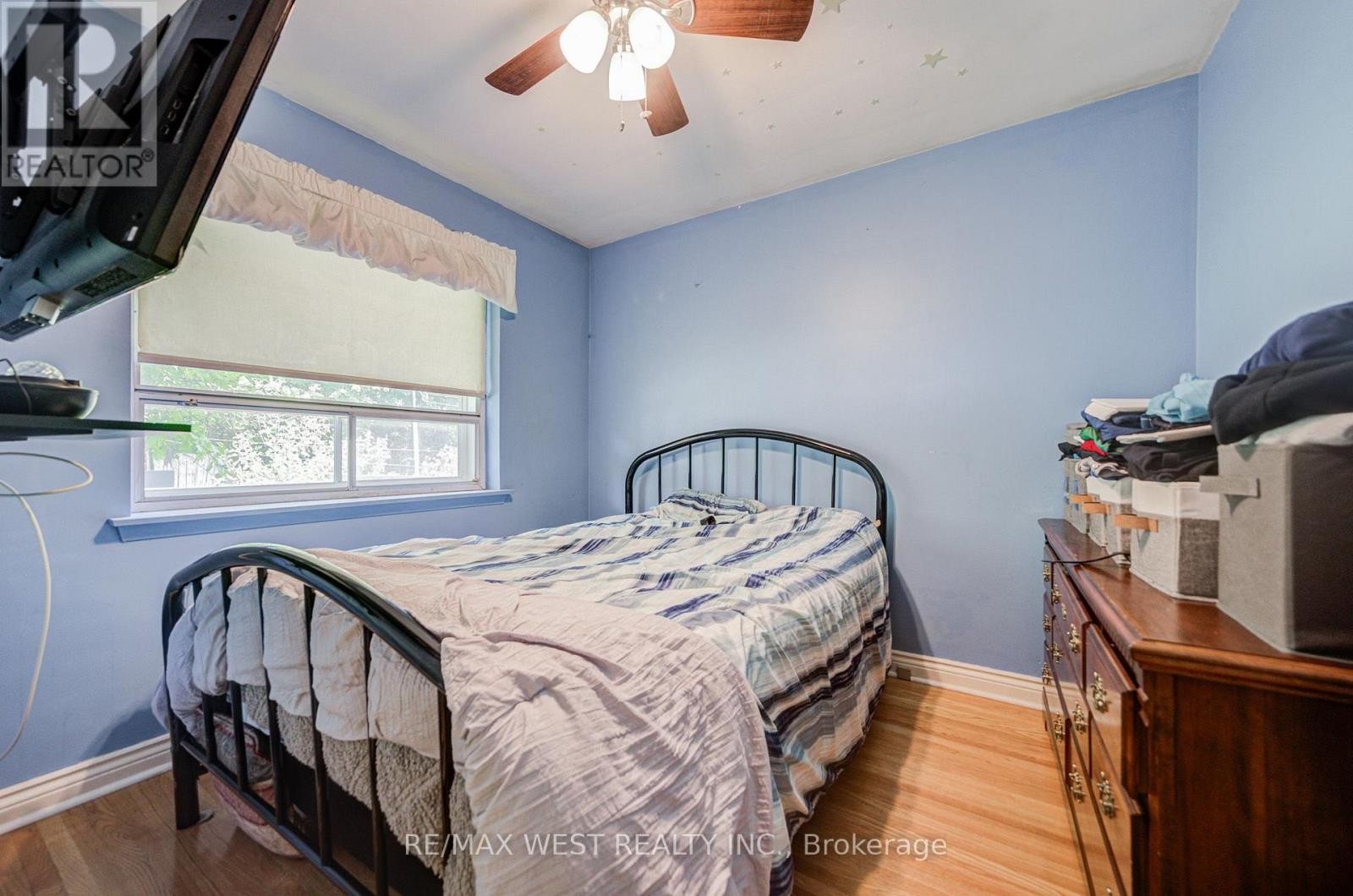 65 Ridge Point Crescent, Toronto, ON