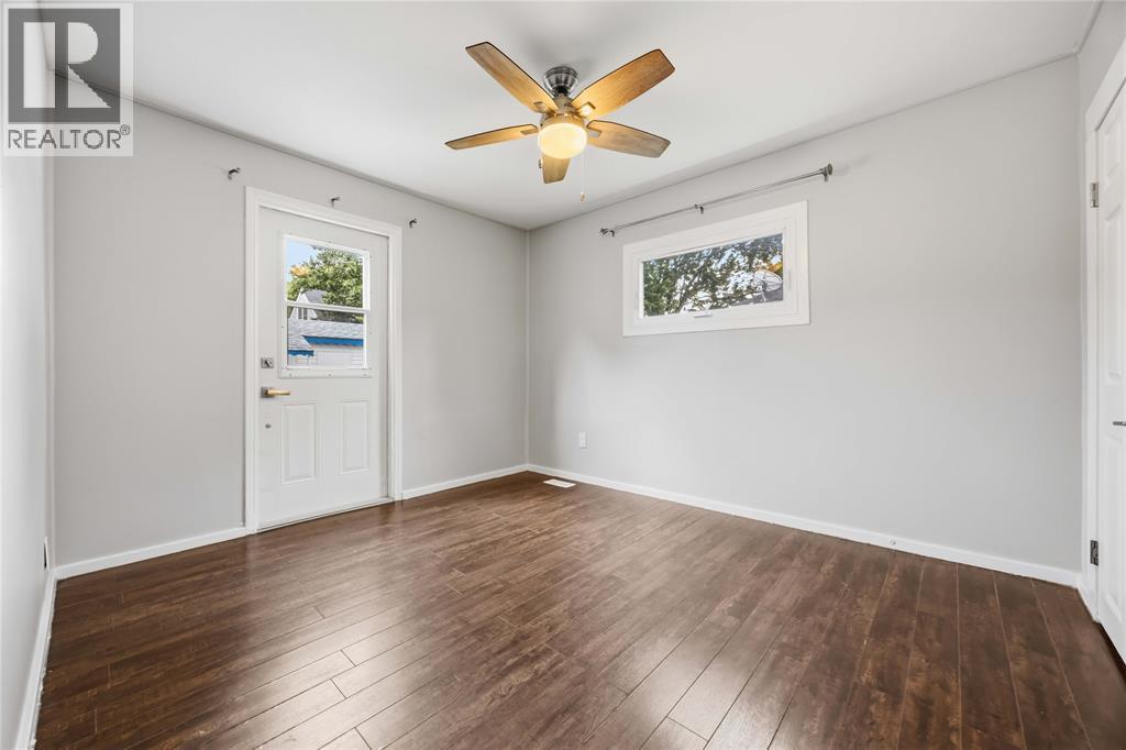 641 Maple Avenue, Sarnia, ON - Indoor Photo Showing Other Room